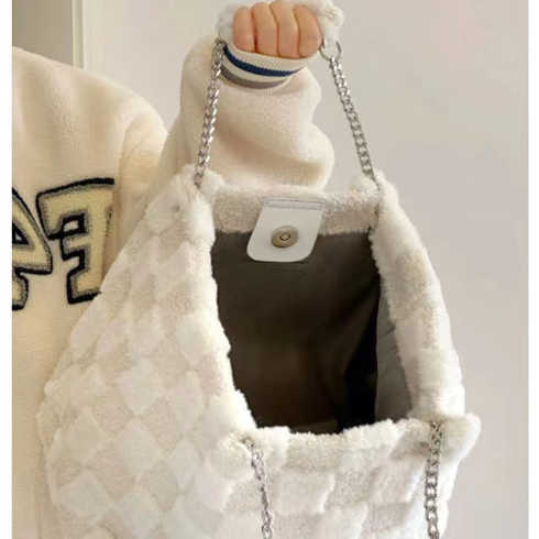 White Plush One Shoulder Bag Casual Tote Bag